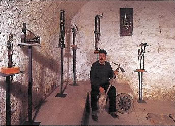 Diego Zeni nel suo museo